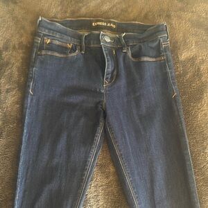3 Express jeans for one